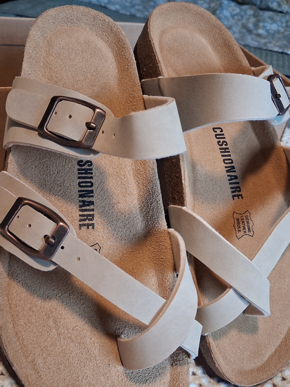 Cushionaire Luna Sandals